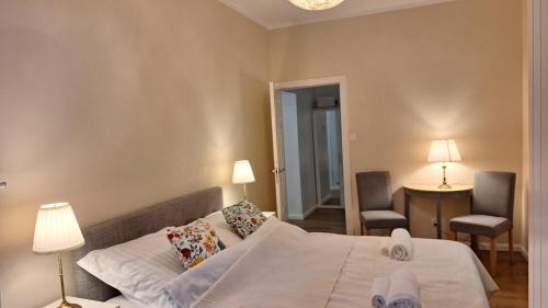 Podkowa Lesna Apartment | Apartament w ogrodzie