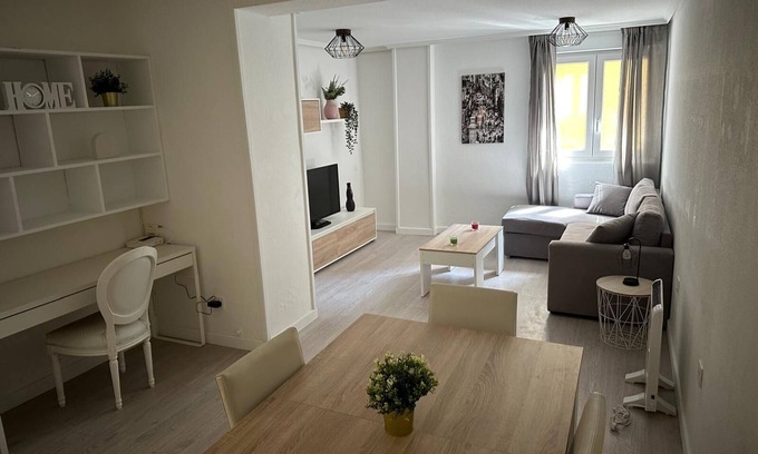 Pamplona City Centre Apartment | Apartamento Centro Histórico Pamplona