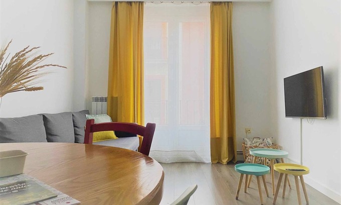 Old Town Apartment | Apartamento en el Casco Antiguo de Pamplona - Ayla Camino de Santiago