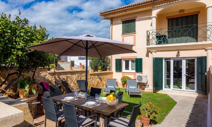 Capdepera Apartment | Apartamento "La Pergola" with Wi-Fi, A/C, Terrace & Garden