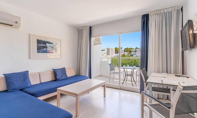 Cala Ferrera Apartment | Apartamentos Ferrera Secret with Balcony & Wi-Fi