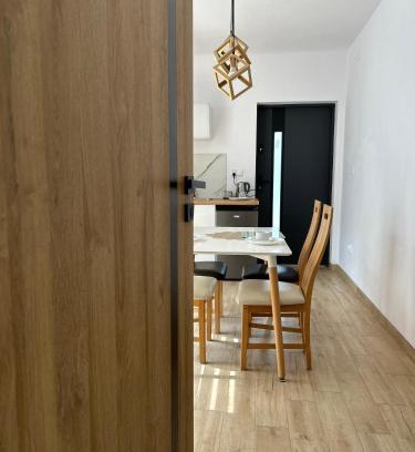 Czorsztyn House | APARTAMENTY Adamcykówka blisko Velo Czorsztyn! Jacuzzi i Sauna w cenie!
