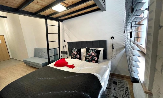 Krzyki Apartment | Apartamenty loftowe blisko Rynku