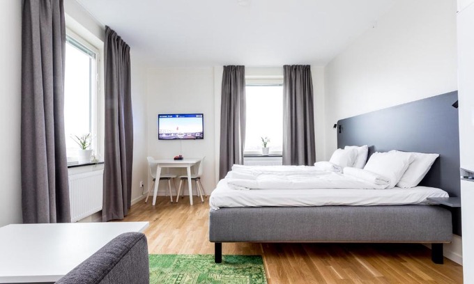 Linkoping Apartment | ApartDirect Linköping Arena