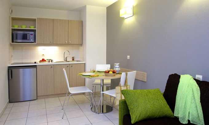 Les Baumettes Apartment | Aparthotel Adagio Access Nice Magnan