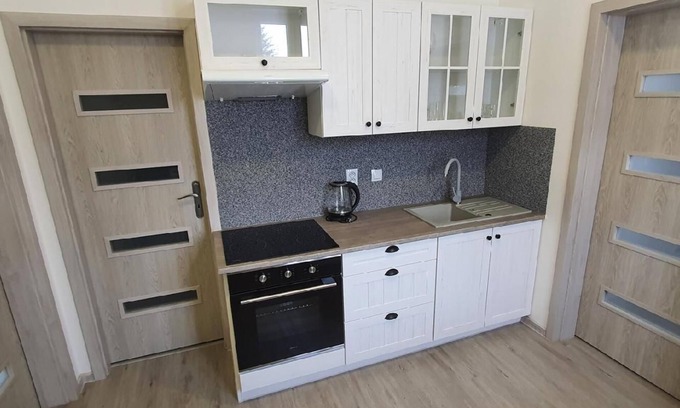 Karlovy Vary Apartment | Apartmán 35m2