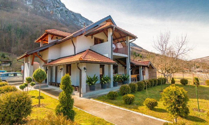 Perucac Apartment | Apartman Lena