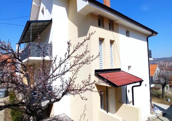Soko Banja Apartment | Apartmani HRAST Sokobanja