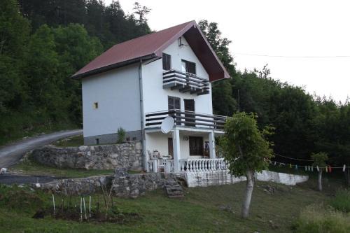 Montenegro House | Apartmani Rocen