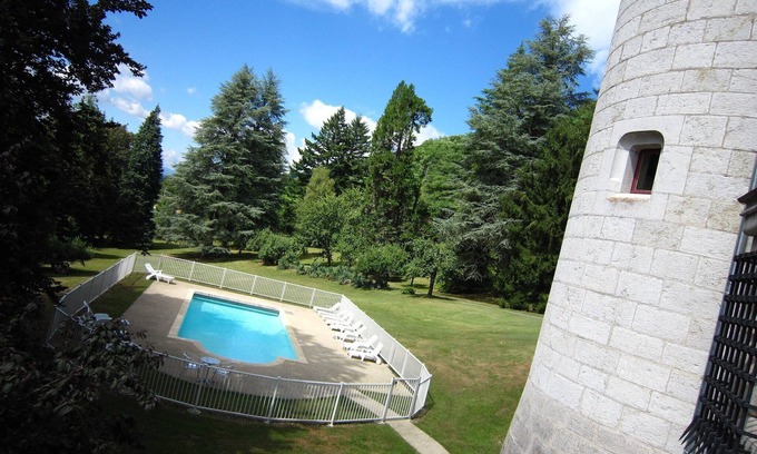 Serrieres-en-Chautagne Other | Apartment in Serrières near French Alps Skiing