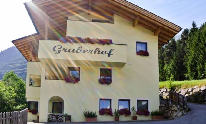 Sankt Anton am Arlberg Apartment | Apartment Kapall by Interhome