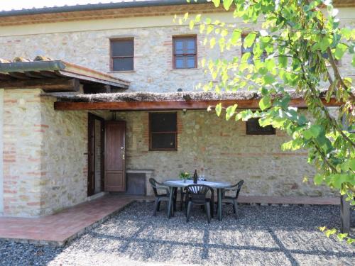 Montecatini Val di Cecina Apartment | Apartment Le Colmate-4 by Interhome
