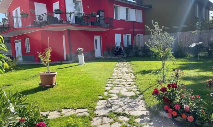 Valle Salimbene Apartment | Apartment 1.5 km from Pavia, ideal for couples in a quiet area.n