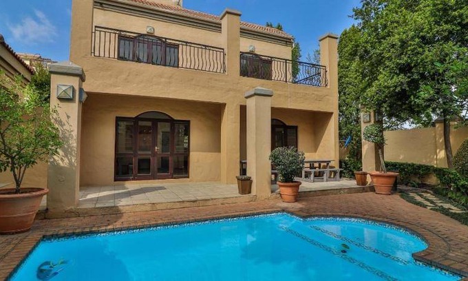 Lone Hill Apartment | Apartment ∙ 1 bedroom ∙ 2 guests
