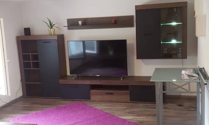 Stockach Apartment | Apartment '1' with Mountain View, Shared Garden and Wi-Fi