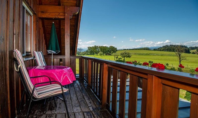 Oberreitnau Apartment | Apartment '1' with Mountain View, Shared Garden and Wi-Fi