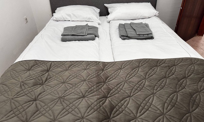 Igalo House | 🛏 Apartment 2 - Anna-Nikola, Central Igalo, 5 Min to Beach