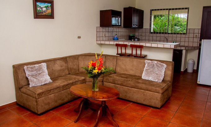 Barrio Pilo Apartment | Apartment 2: Condos Vista al Volcan - First Floor