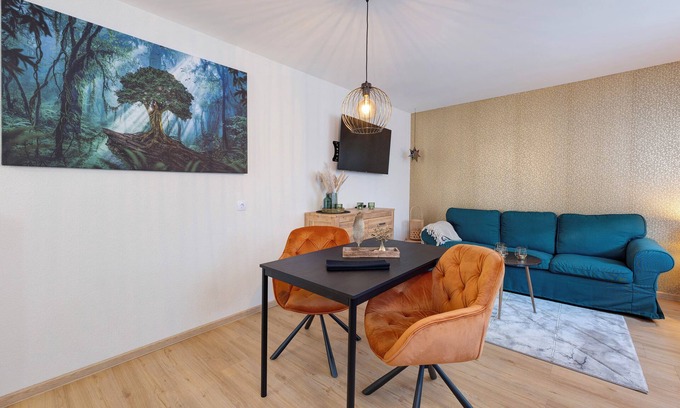 Herbolzheim Apartment | Apartment '2' with Private Terrace and Wi-Fi