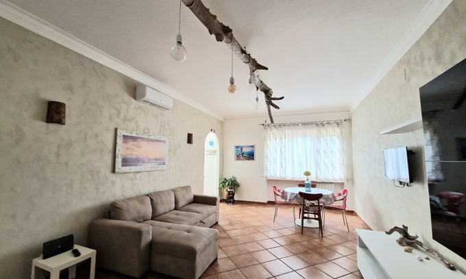 Fiumicino Apartment | Apartment 3 km from airport - Fiumicino center