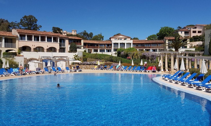Les Restanques Apartment | Apartment 36m2 sleeps 4 Terrace sea viewnThe Parks of GrimaudnAir conditioning
