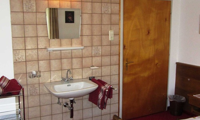Unterlaengenfeld Apartment | Apartment 4-6 persons 1 - Guesthouse Ennemoser