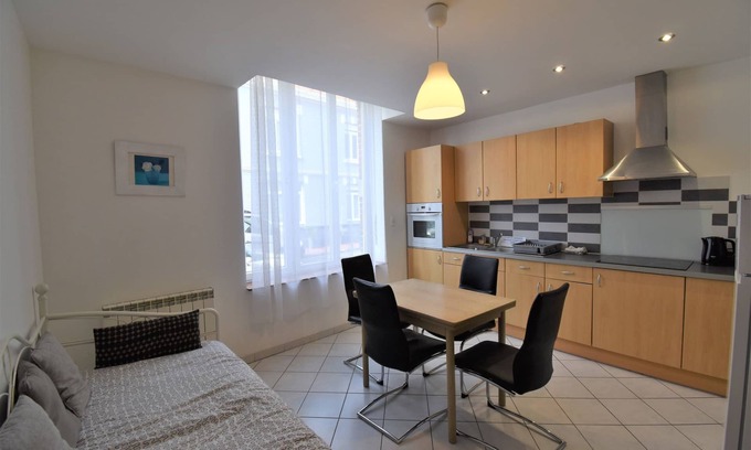 Calais House | Apartment 4 people calais city center