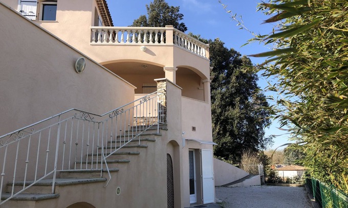 Saint-Menet Apartment | Apartment 55m2 - Marseille green belt, Provence