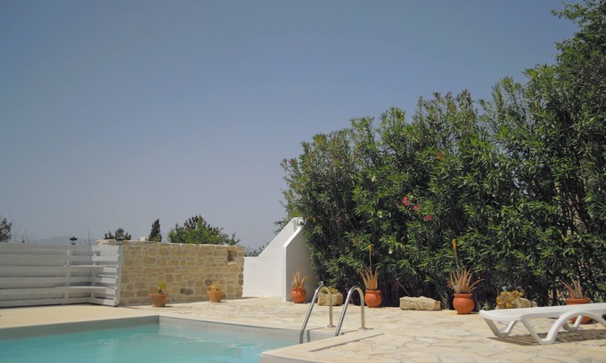 Kamilari Apartment | Apartment 80 m2 for 4 people, sea view, swimming pool, parking, washing machine