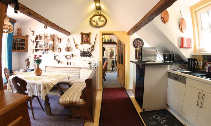 Adorf Apartment | Apartment '95qm' with Private Terrace and Wi-Fi