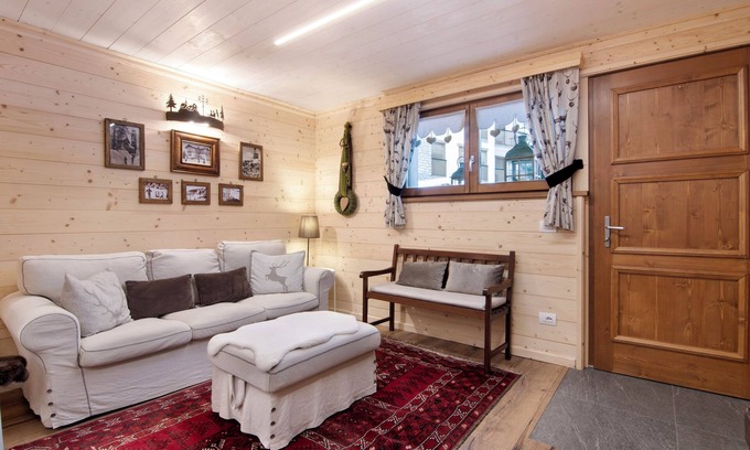 Madesimo Apartment | Apartment 'A Casa Di Anna' with Mountain View, Private Garden and Wi-Fi