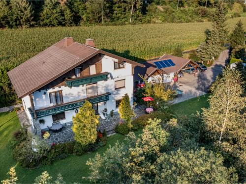 Agsdorf Apartment | Apartment Alpenrose Apartment 3 by Interhome