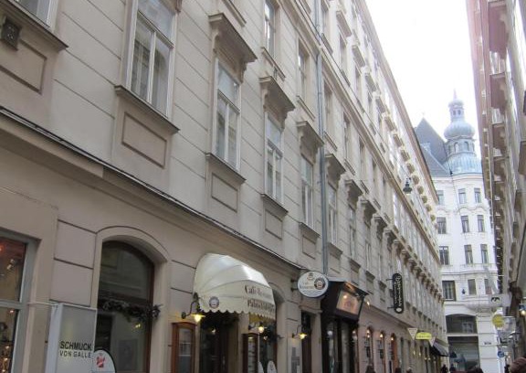 Innere Stadt Apartment | Apartment Altwien