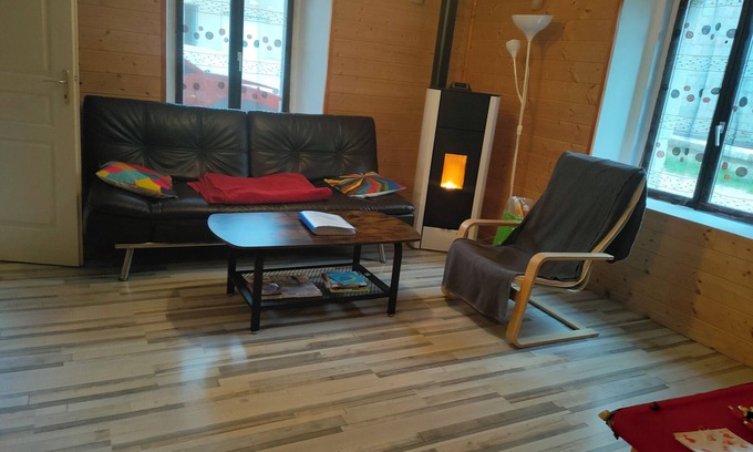 Rochejean Apartment | Apartment -amarante wood interior renovation
