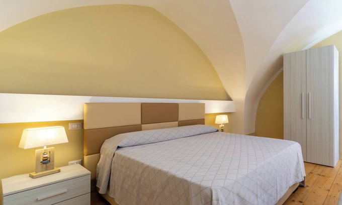Alezio Apartment | Apartment 'Anna' with Wi-Fi and Air Conditioning