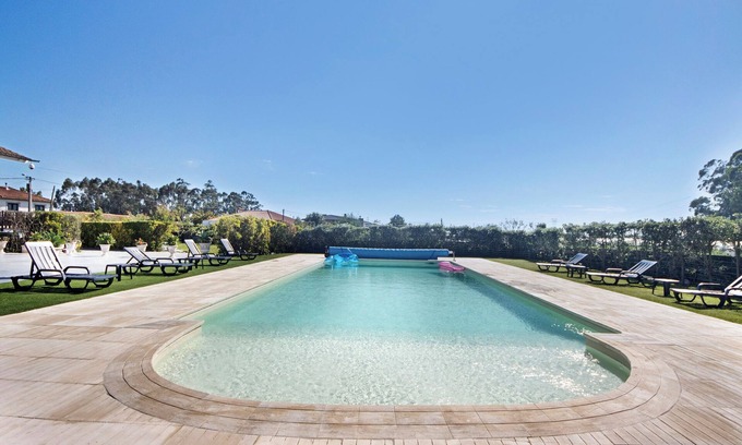 Fonte Boa Apartment | Apartment 'Apartamento Lomi with Pool' with Shared Pool, Shared Terrace and Wi-Fi