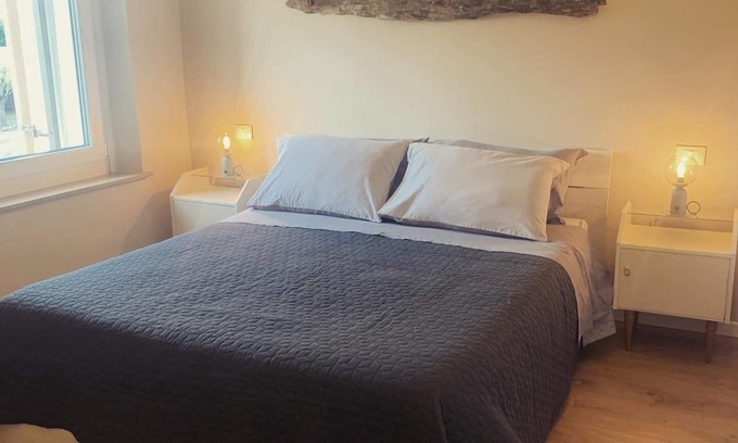 Pescantina Apartment | Apartment 'Appartamento Magnolia 3' with Shared Garden, Wi-Fi and Air Conditioning