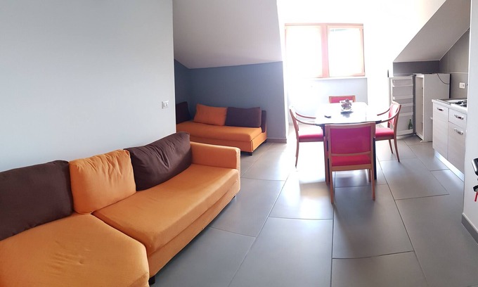 Angri Apartment | Apartment 'Appartamento Parco La Ville' with Mountain View, Balcony and Air Conditioning