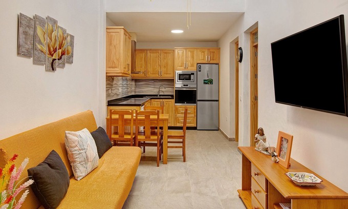 Playa de Arinaga Apartment | Apartment 'Arinaga Home' with Wi-Fi