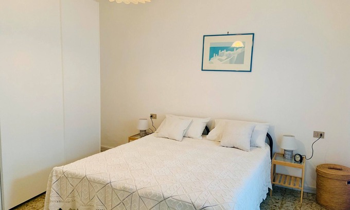 Arbatax Apartment | Apartment 'Assunta' with Wi-Fi and Air Conditioning