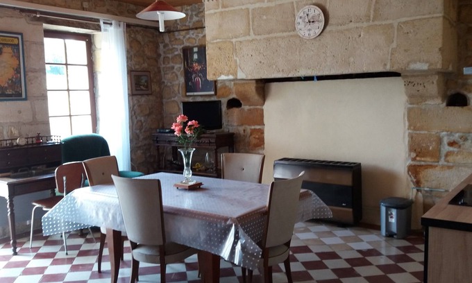 Saint-Emilion Apartment | Apartment at Haut Pourret in Saint Emilion (Gironde)