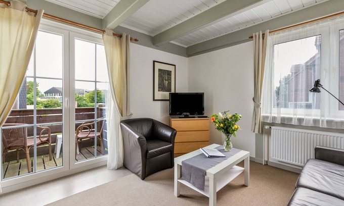 Ostersiel Apartment | Apartment 'Atlanta 210' with Shared Terrace, Private Garden and Wi-Fi