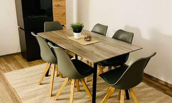 Schoenheide Apartment | Apartment "Auersbergblick" with balcony for hiking, cross-country skiing, biking and saunas