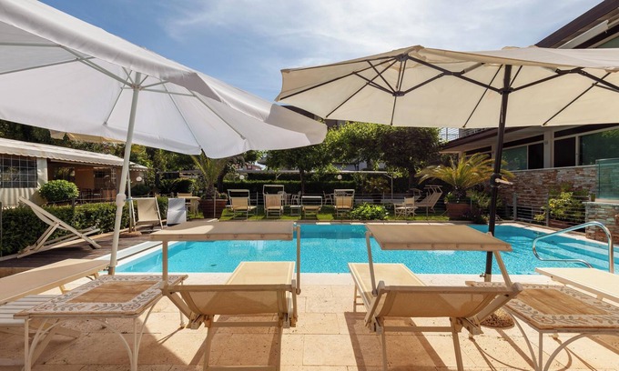 Lido di Camaiore Apartment | Apartment 'Bacco' with Sea View, Terrace & Wi-Fi