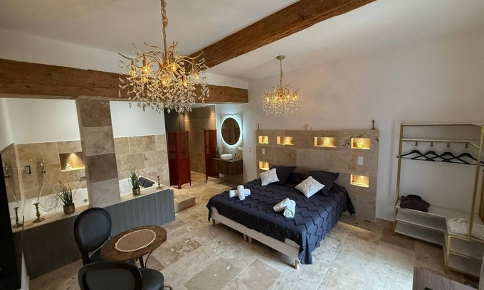 Le Somail Apartment | Apartment 'Balneo Luxe'