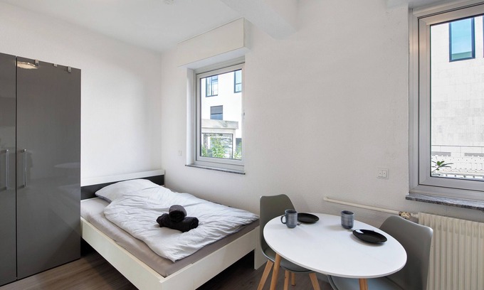 Landgericht Apartment | Apartment 'Beautiful Room in Bochum-City' with Wi-Fi