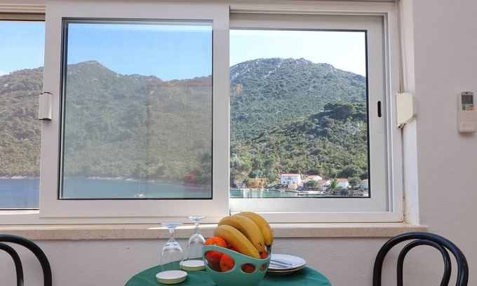 Okuklje Apartment | Apartment Belin Mljet - One Bedroom Apartment with Terrace and Sea View