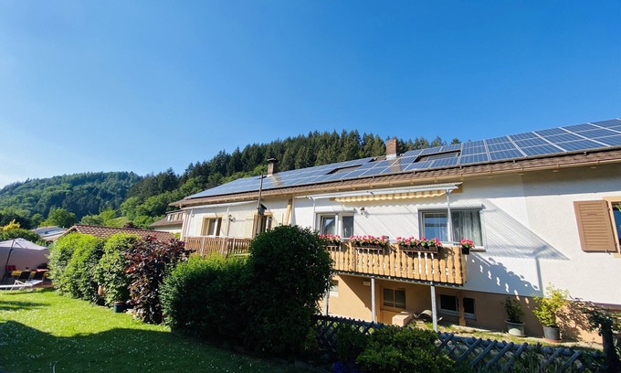 Untermunstertal Apartment | Apartment "Black Forest view" 100sqm with balcony