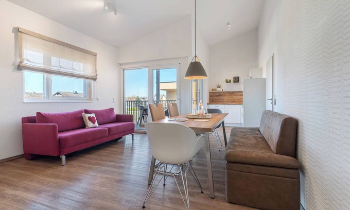 Herbolzheim Apartment | Apartment 'Bleichtalblick' with Balcony and Wi-Fi