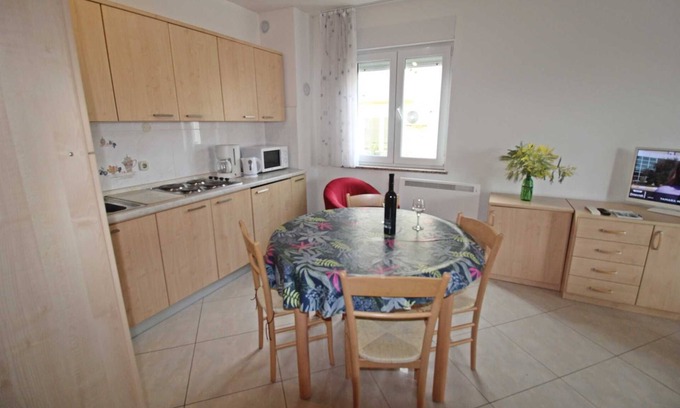 Premantura Apartment | Apartment Branka for 2 -3 person